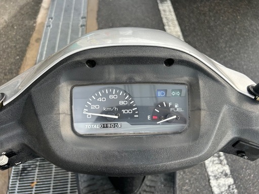 低走行❗️ スズキ　ヴェクスター125 CF42A 小型　スクーター　大阪発