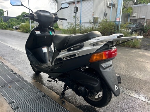 低走行❗️ スズキ　ヴェクスター125 CF42A 小型　スクーター　大阪発