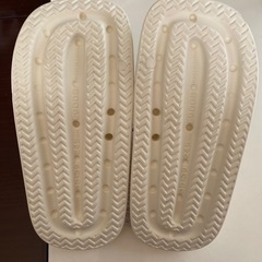 新品タグ付きサンダル　白【２４.5cm 】の画像