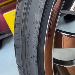 送料無料 エリートマックス 26インチ 新古品 サバーバン エスカレード ユーコン プラド ホイール 11J＋15 PCD139.7 6H タイヤ新古品の画像