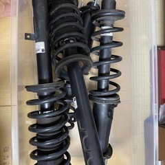18クラウン 純正ショック