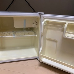 取引中ミニ冷蔵庫　モリタ　-MR-D05BCの画像