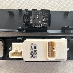 l275S パワーウインドウスイッチの画像