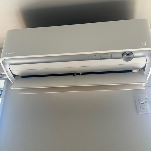 【決まりました】 2019年製　エアコン　しろくまくん　取り外してくれる方