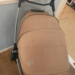 クィニー☆マキシコシ☆ ベビーカー☆チャイルドシート4点セットの画像