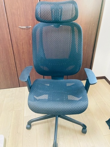 ニトリ　ワークチェア　クエトbk