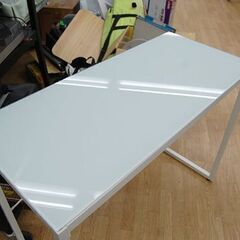 ニトリ スリムデスク ブレース 幅100×奥45×高76cm ホワイト系 ガラスデスク PCデスク 机 NITORI  札幌市 清田区 平岡の画像