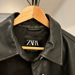 ZARA フェイクレザージャケットの画像
