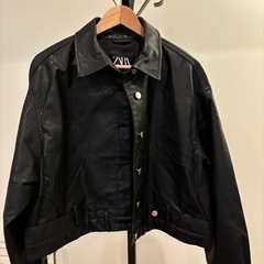 ZARA フェイクレザージャケットの画像