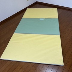 IKEA プレイマット　体操マット