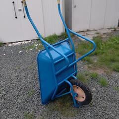 浅型タイプ運搬一輪車　あれば便利
