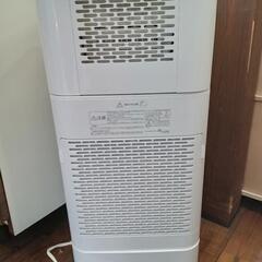 ★お値下げ❗❗【アイリスオーヤマ】サーキュレーター衣類乾燥除湿機  2020年製［IJDC-K80-W］(一日の除湿能力  8.0L/日) 【3か月保証★配達に設置込】💳自社配送時🌟代引き可💳※現金、クレジット、スマホ決済対応※   の画像