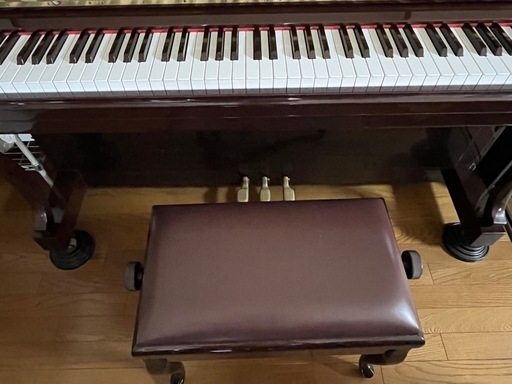 アップライトピアノ