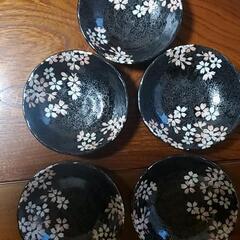 宇野千代　小鉢皿の画像