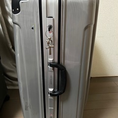 スーツケースの画像