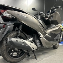 【厳選中古車•ローンOK】ホンダ PCX125 JF81 ブロンズメタリック【ご成約でヘルメットプレゼント🎁】の画像
