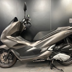 【厳選中古車•ローンOK】ホンダ PCX125 JF81 ブロンズメタリック【ご成約でヘルメットプレゼント🎁】の画像