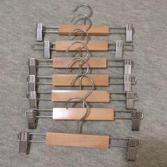 お話中【ボトムス用】木製ハンガー　7個セット