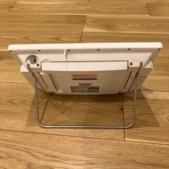 防水9インチDVDプレーヤーポータブル持ち運びの画像