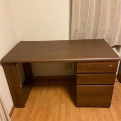 島忠ホームズ　デスク　机