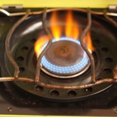 イワタニ　アウトドアアセットコンロ　使用感ありの画像