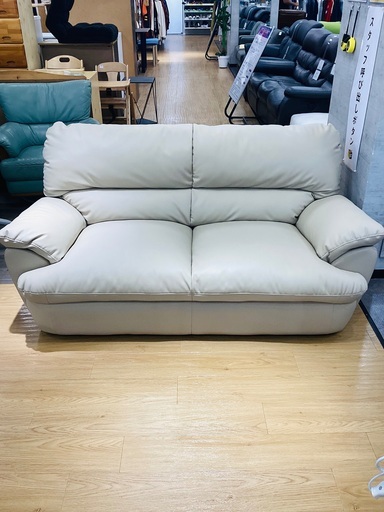 【軽トラック貸し出し無料！】ニトリ 2人掛けソファーです！