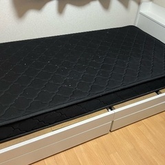 シングルベッド