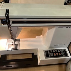 ジャノメミシンの画像