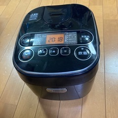 アイリスオーヤマ炊飯器５合炊き