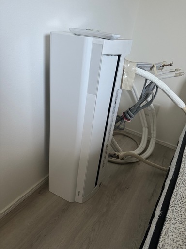 TOSHIBA ルームエアコン　６畳用