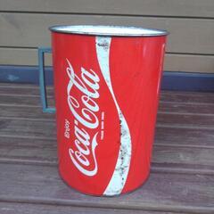 コーラの入れ物の画像