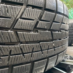 スタッドレス　ヨコハマig60 215/60R16 2018年製造 残溝7mm程度 アルミ付きの画像