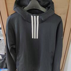 adidas プルオーバーパーカー裏起毛