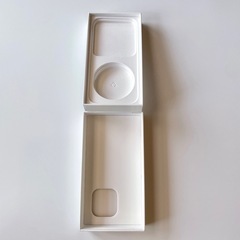 iPhone14 proの空箱＋ピンの画像