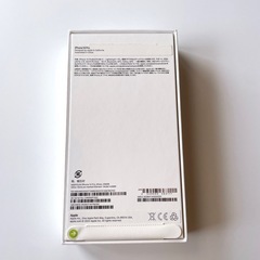 iPhone14 proの空箱＋ピンの画像
