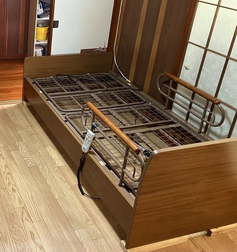 電動リクライニングベッド