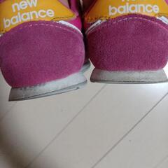 new balance　14センチ　スニーカーの画像