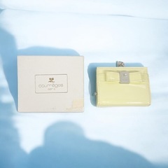 Courreges クレージュ 三つ折り財布 エナメル 箱付