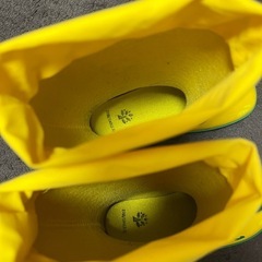 子供長靴18綺麗め　恐竜黄色の画像