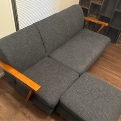 NOCE3人掛けソファ　オットマンつき