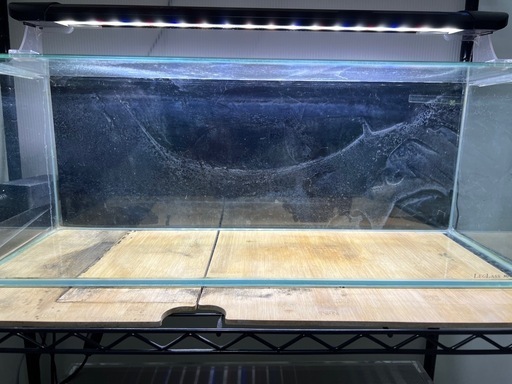 60cm スリム 水槽 LED照明付き めだか 金魚 熱帯魚等に