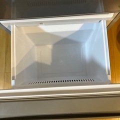 AQUA冷蔵庫の画像