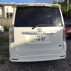 (成約済)【宮古島在庫車両/石垣島輸送費無料！】 H20/トヨタ・ヴォクシー(8人乗り)/一時抹消済み/大人気のミニバンの画像