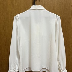 【美品】レディース ブラウス 新品未使用の画像