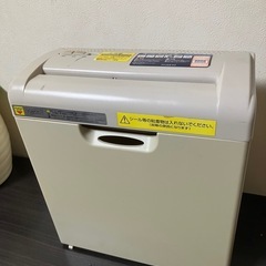 シュレッダー　アイリスオーヤマ