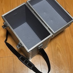 ハードケースの画像