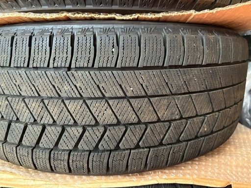 「早期割-3000円」vrx3 215/45/r18 タイヤホイール４本セット