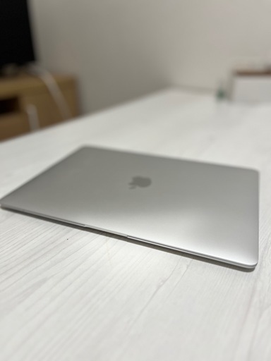 MacBook Air M1 ほぼ新品！