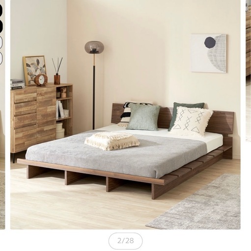 ロウヤ　ベッドフレーム　クイーンサイズ