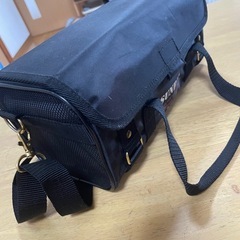 小学校　絵の具と算数ボックスの画像